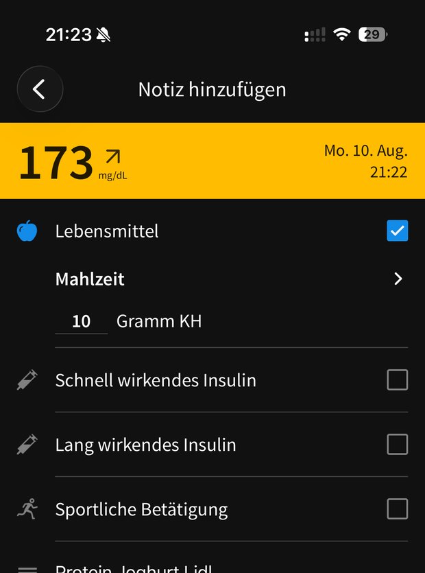 Screenshot of the FreeStyle Libre app at 21:23 with the protein yoghurt note